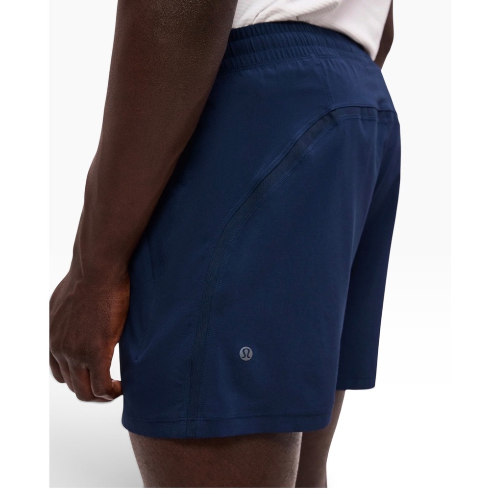 Lululemon Mens Pace Breaker Linerless Short 5 True Navy Large LM7BC2S